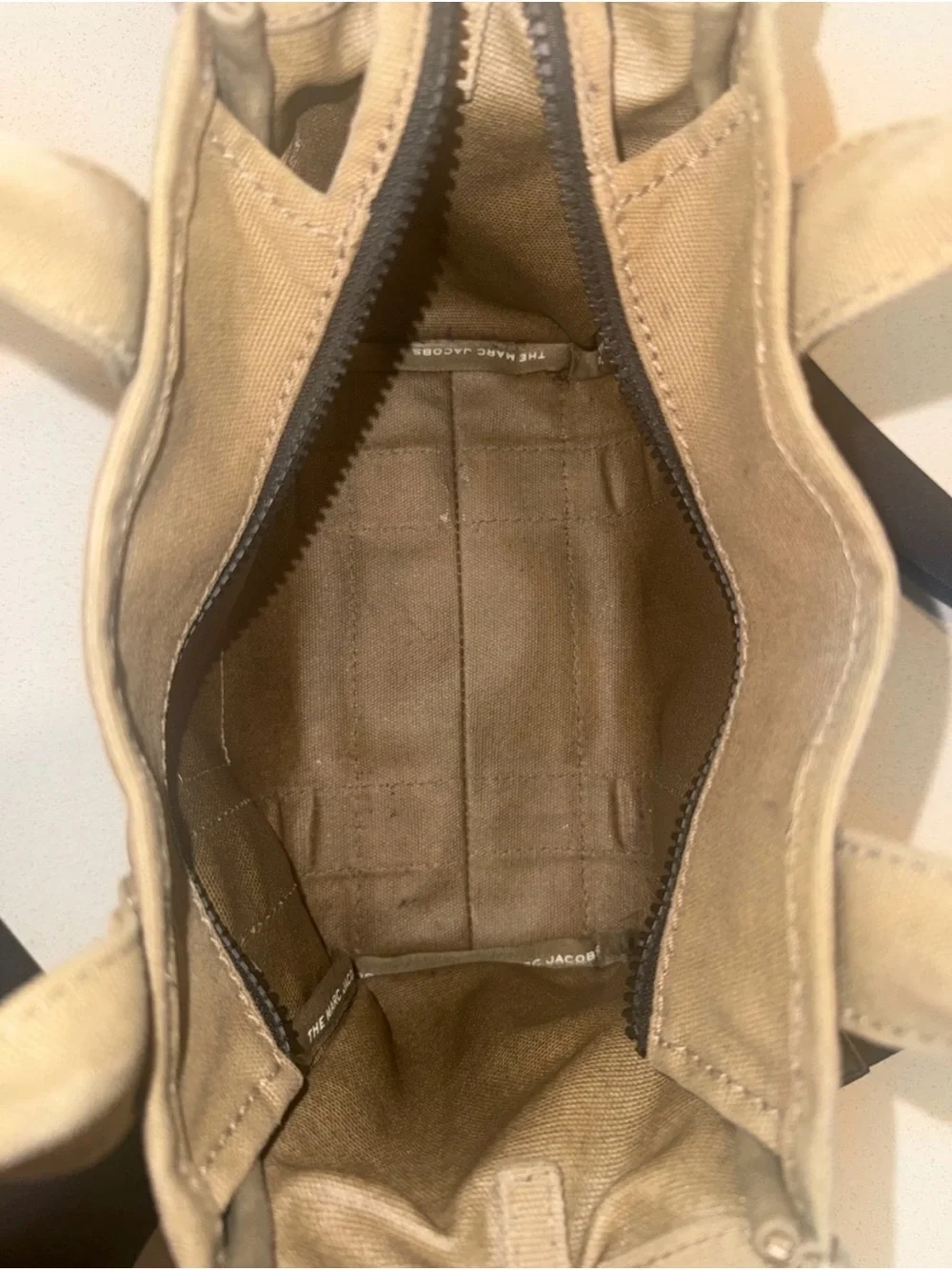 Marc Jacobs Canvas Tote Bag in Olive