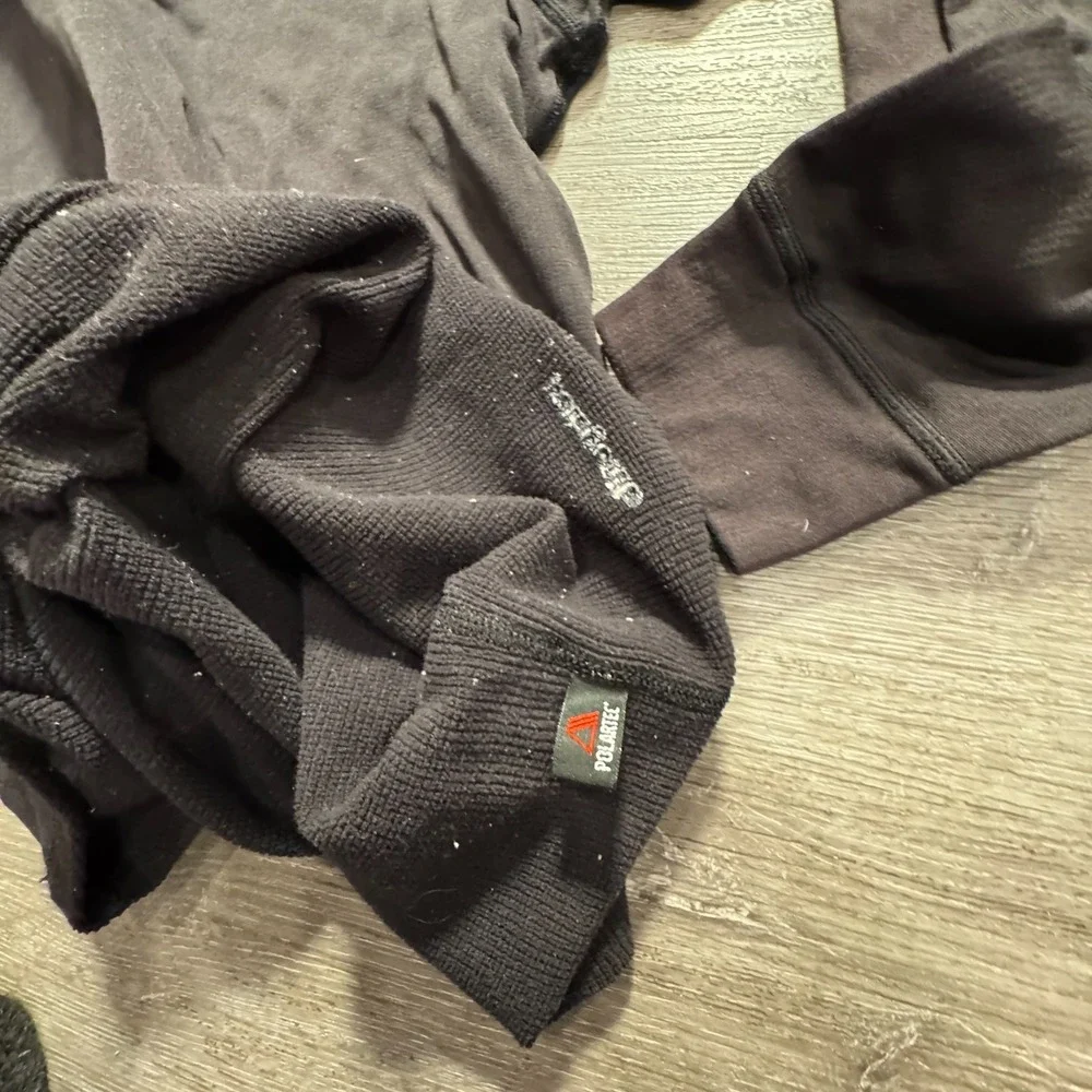 Patagonia Sweater‎ Mens Medium Black Long Sleeve Capilene Baselayer R1 Gorpcore
