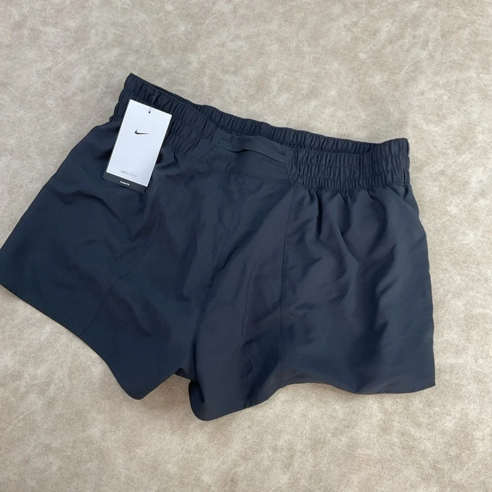 Nike One Shorts Women Sz L Dri-FIT Mid-Rise 3