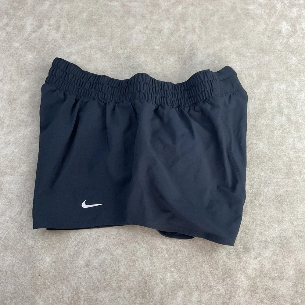 Nike One Shorts Women Sz L Dri-FIT Mid-Rise 3