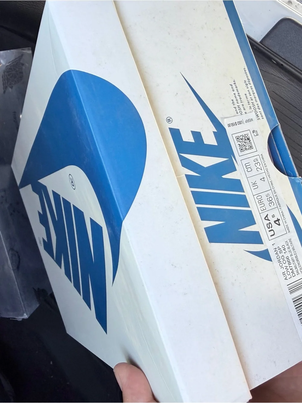 Nike size 5y