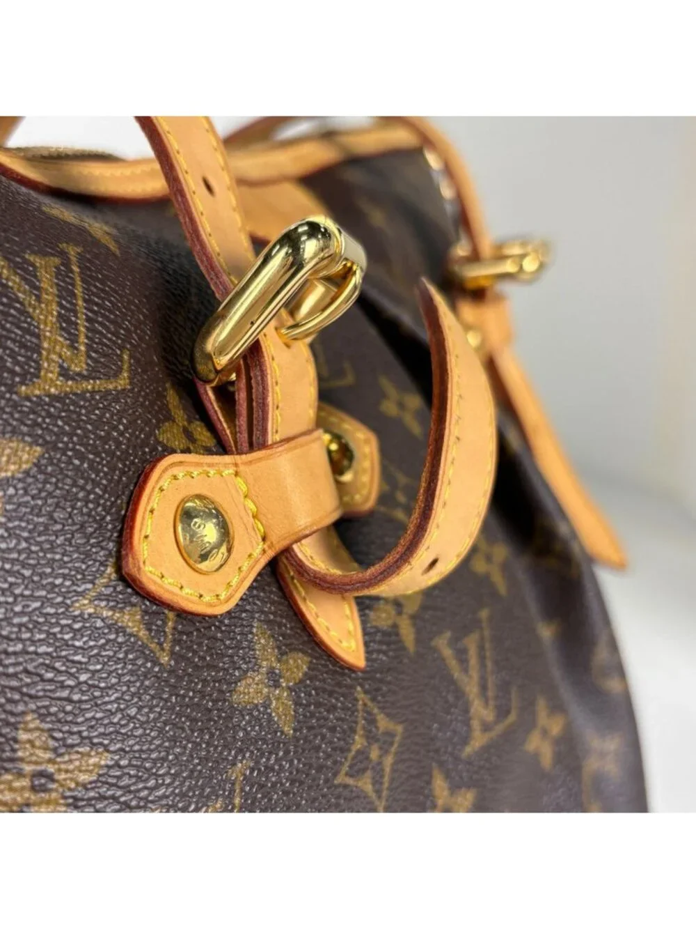 Louis Vuitton 99 authentic