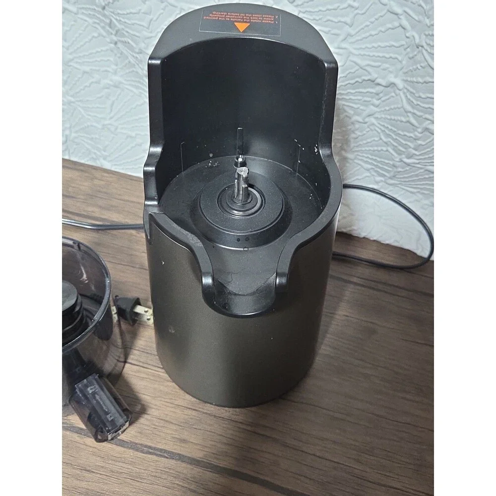 Unbranded celery juicer efficiency