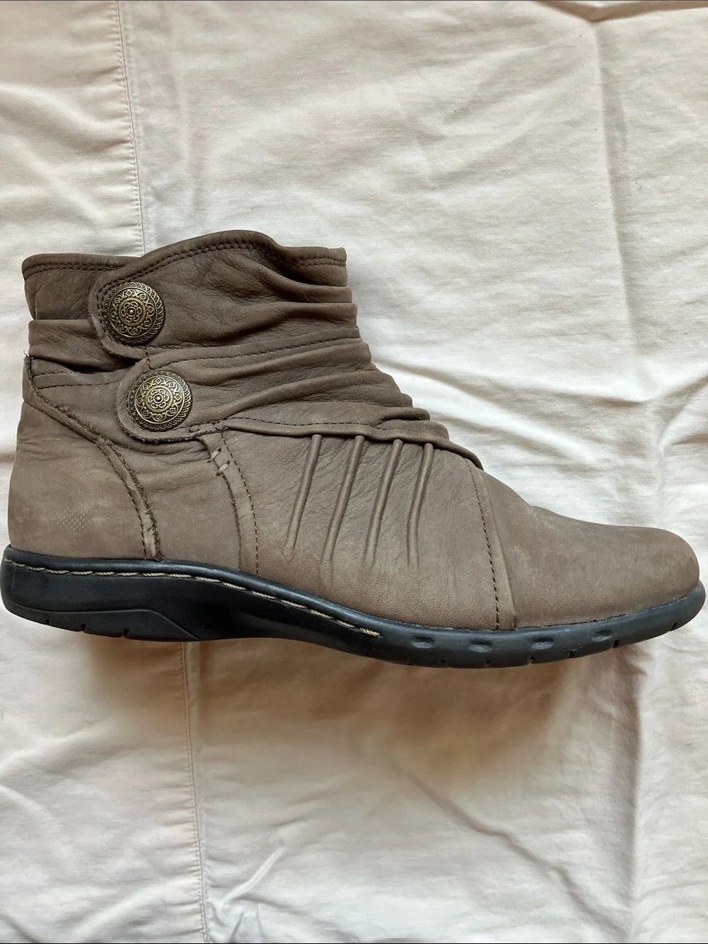 Cobb Hill by New Balance cobb hill