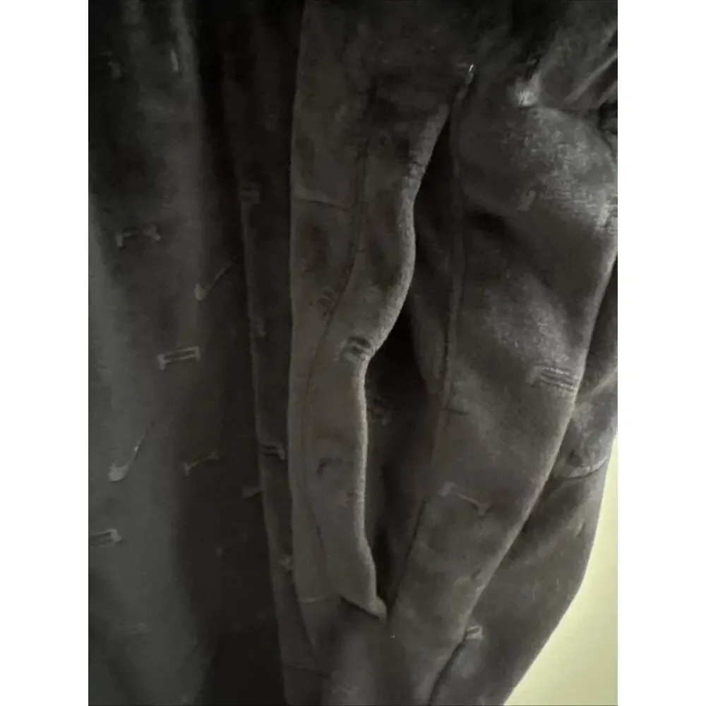 Nike feature washable