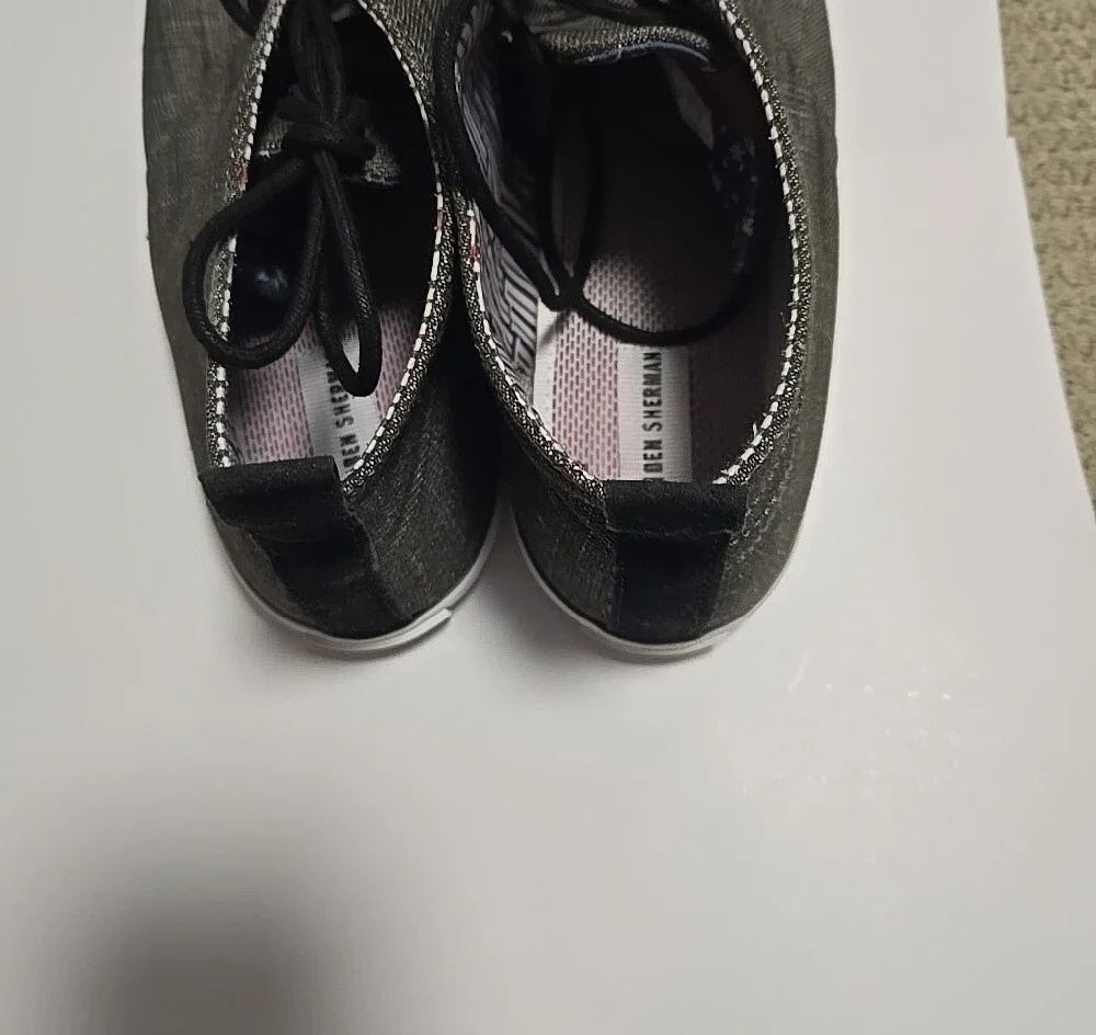 Men's Ben Sherman Chukka Sneakets Gray Size 13