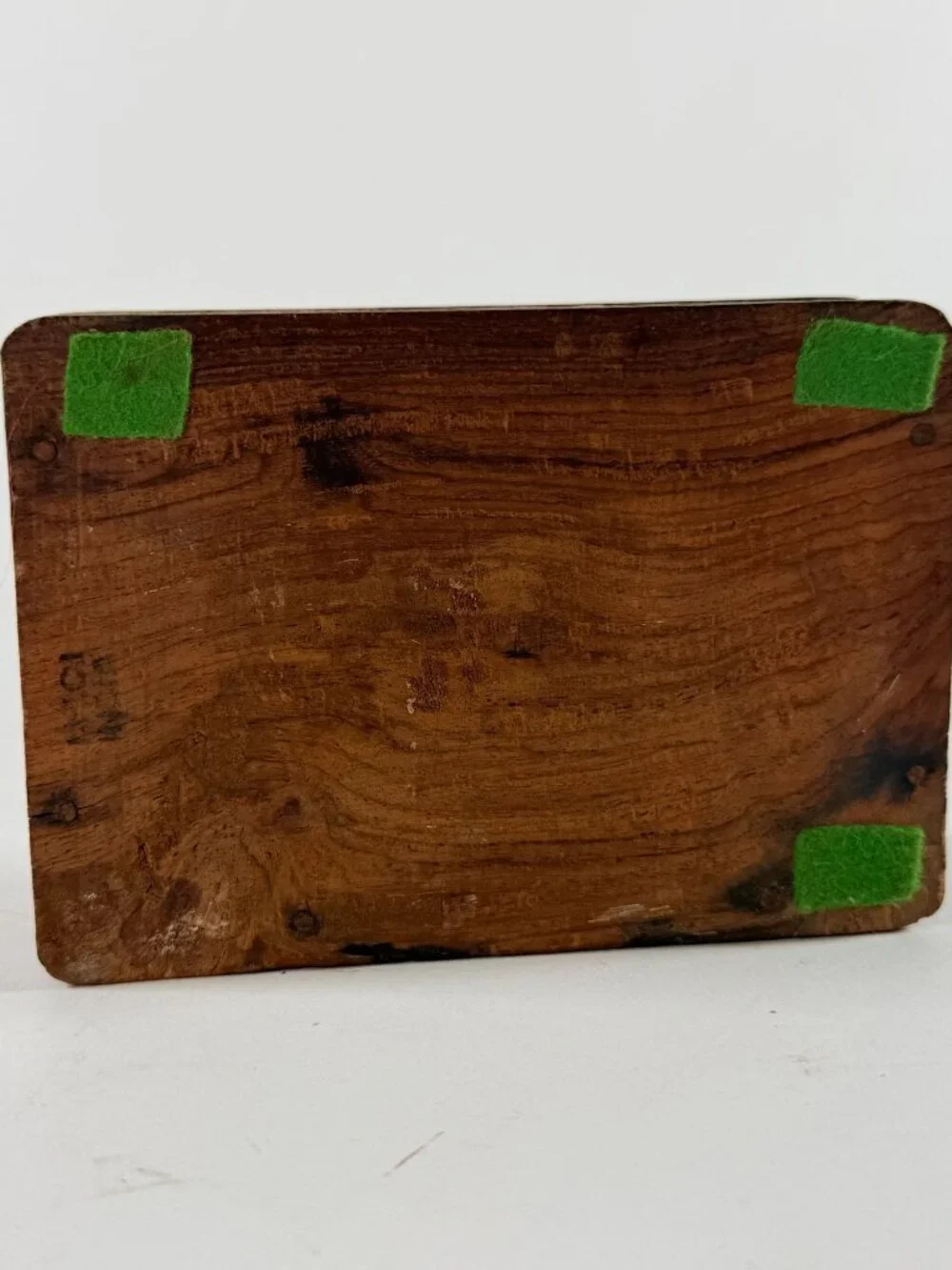 Unbranded wooden box
