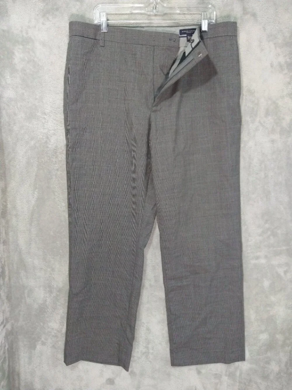 Banana Republic Dress Pants Mens 38x32 Gray Striped Wool Classic Fit Flat Front