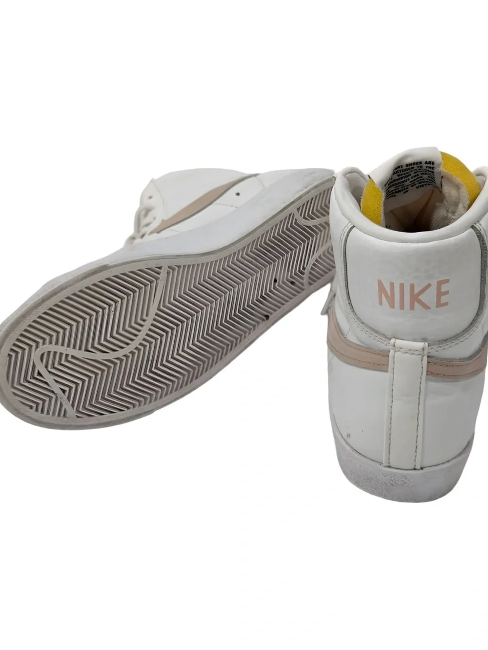 Nike Women’s Blazer Mid Sneaker - White with Blush Swoosh