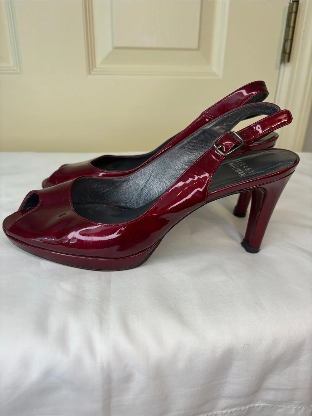 Stuart Weitzman Burgundy Red Patent Peep Toe Sling Back Heels Retro Style Size 8