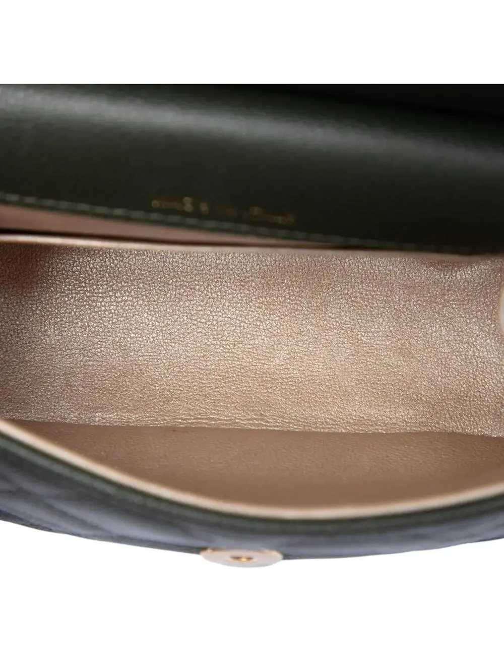 CHANEL indulge luxury