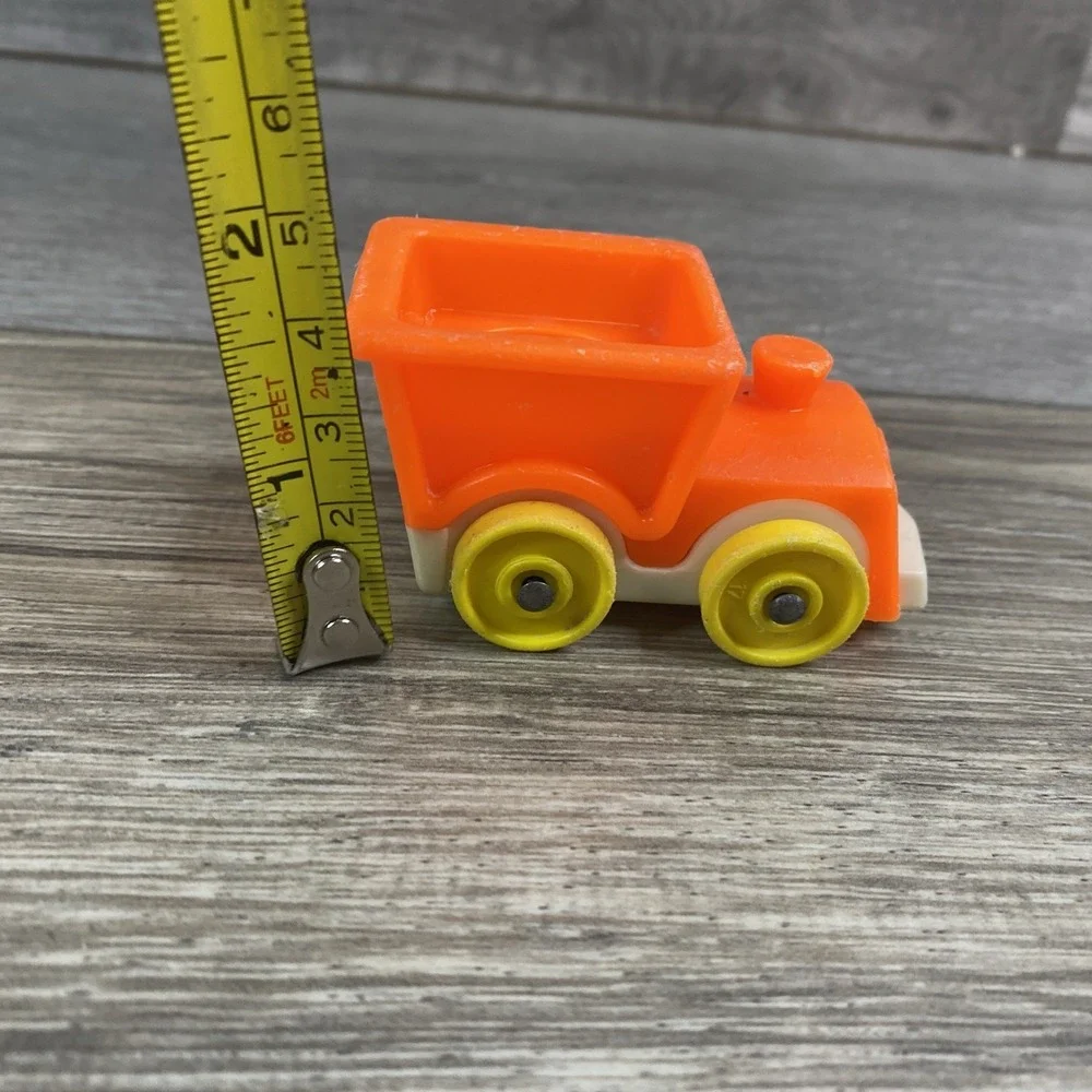 Fisher-Price Little People Toy Train Car‎ 1970s Orange Yellow Wheels