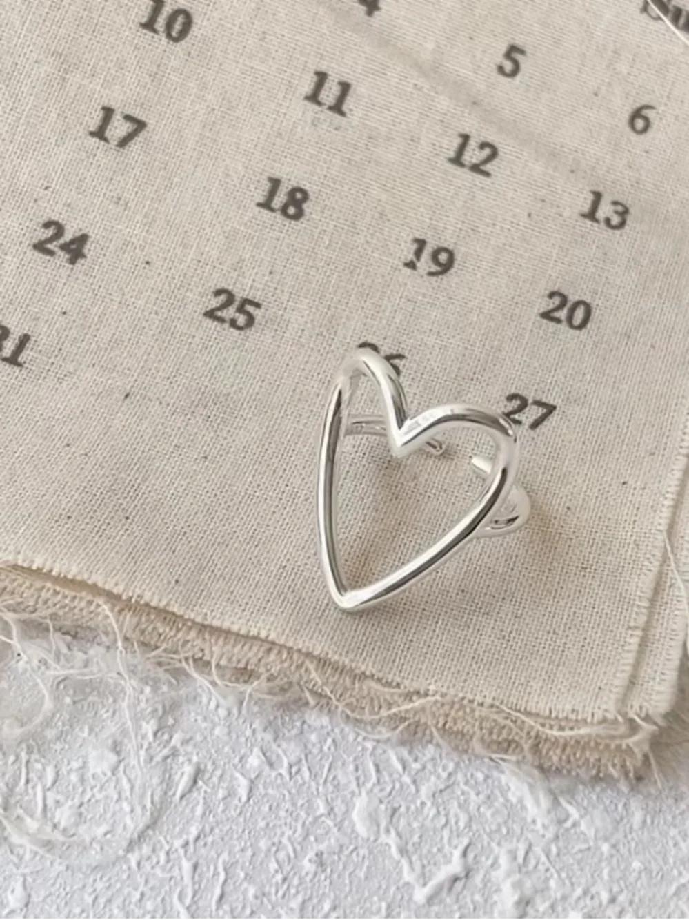 N/A elegant silver