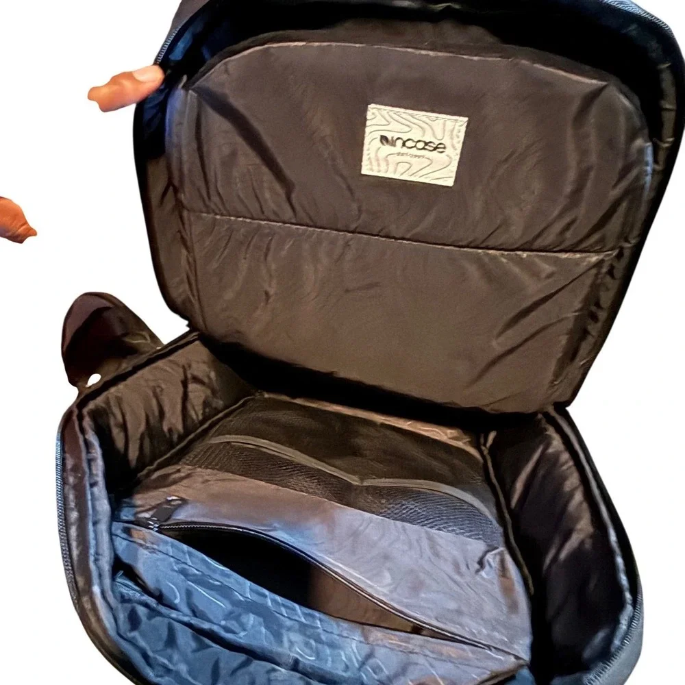 Incase Compass Backpack & Targus Grid 12