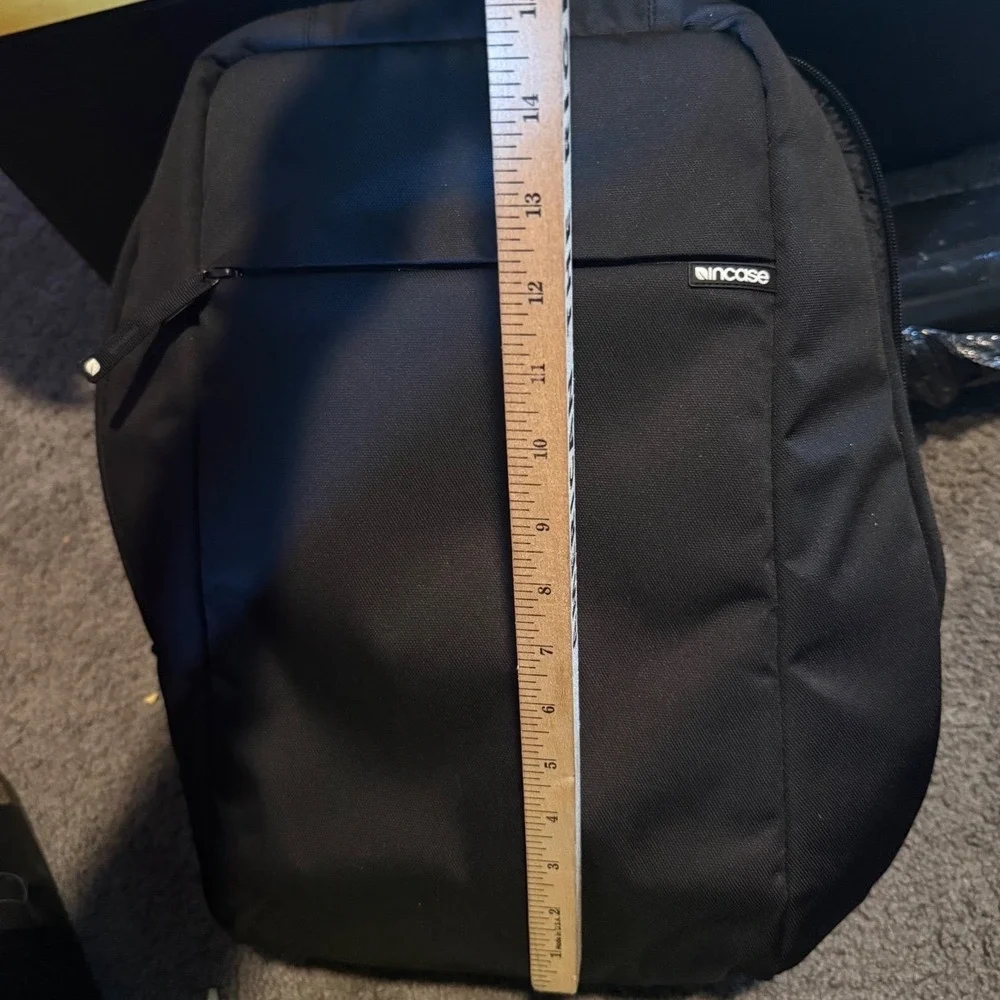 Incase Compass Backpack & Targus Grid 12