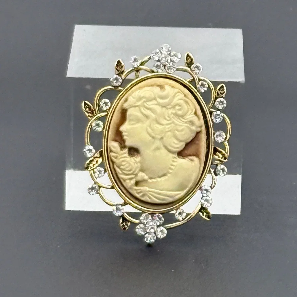 Vintage Gold Tone Rhinestone Cameo Brooch Victorian Style Lady Portrait Pin