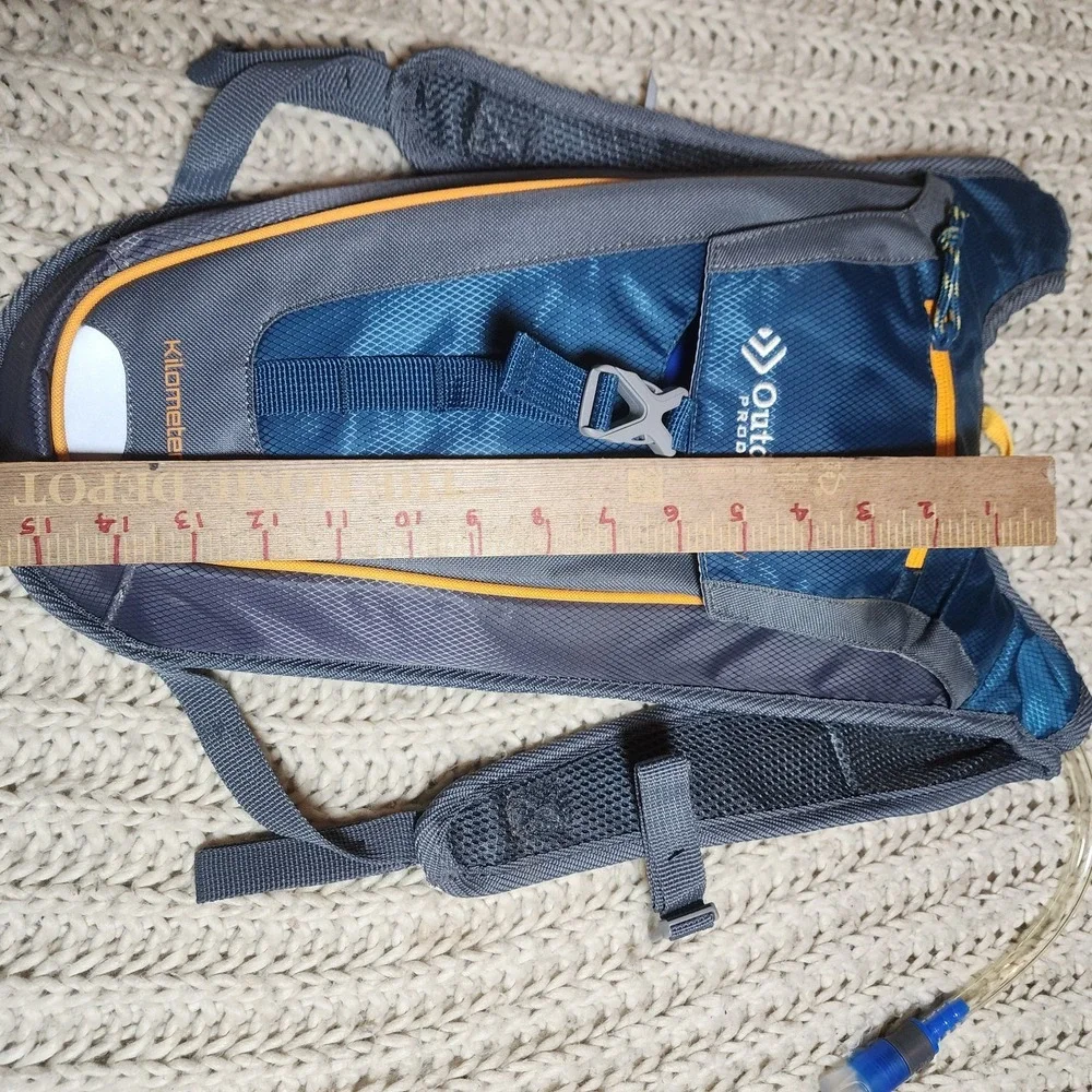 Outdoor Products nwot 2l