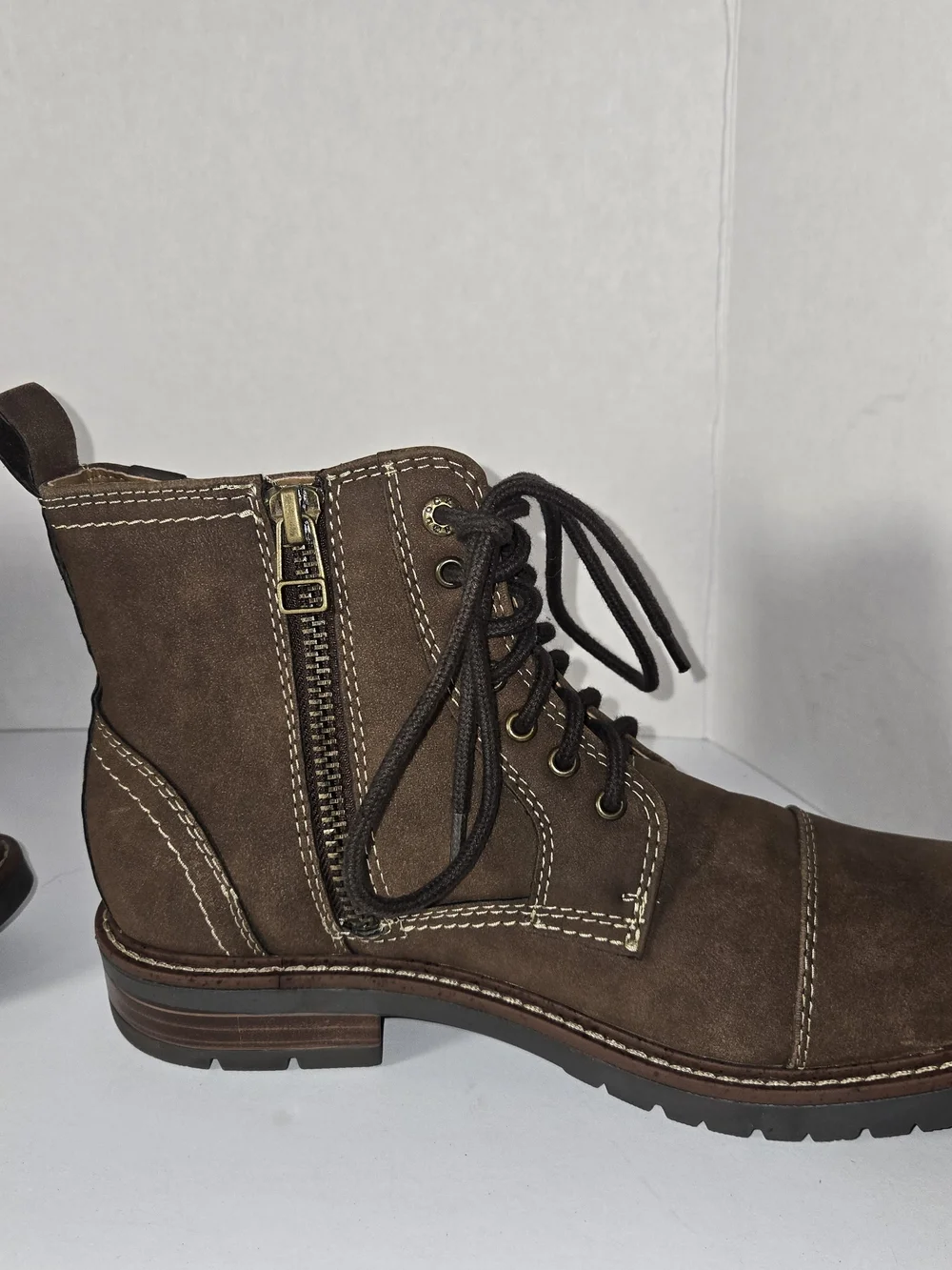 NWT Men's DOCKERS Rawls Block Heel Lace Up Boots in Dark Tan Size 9M