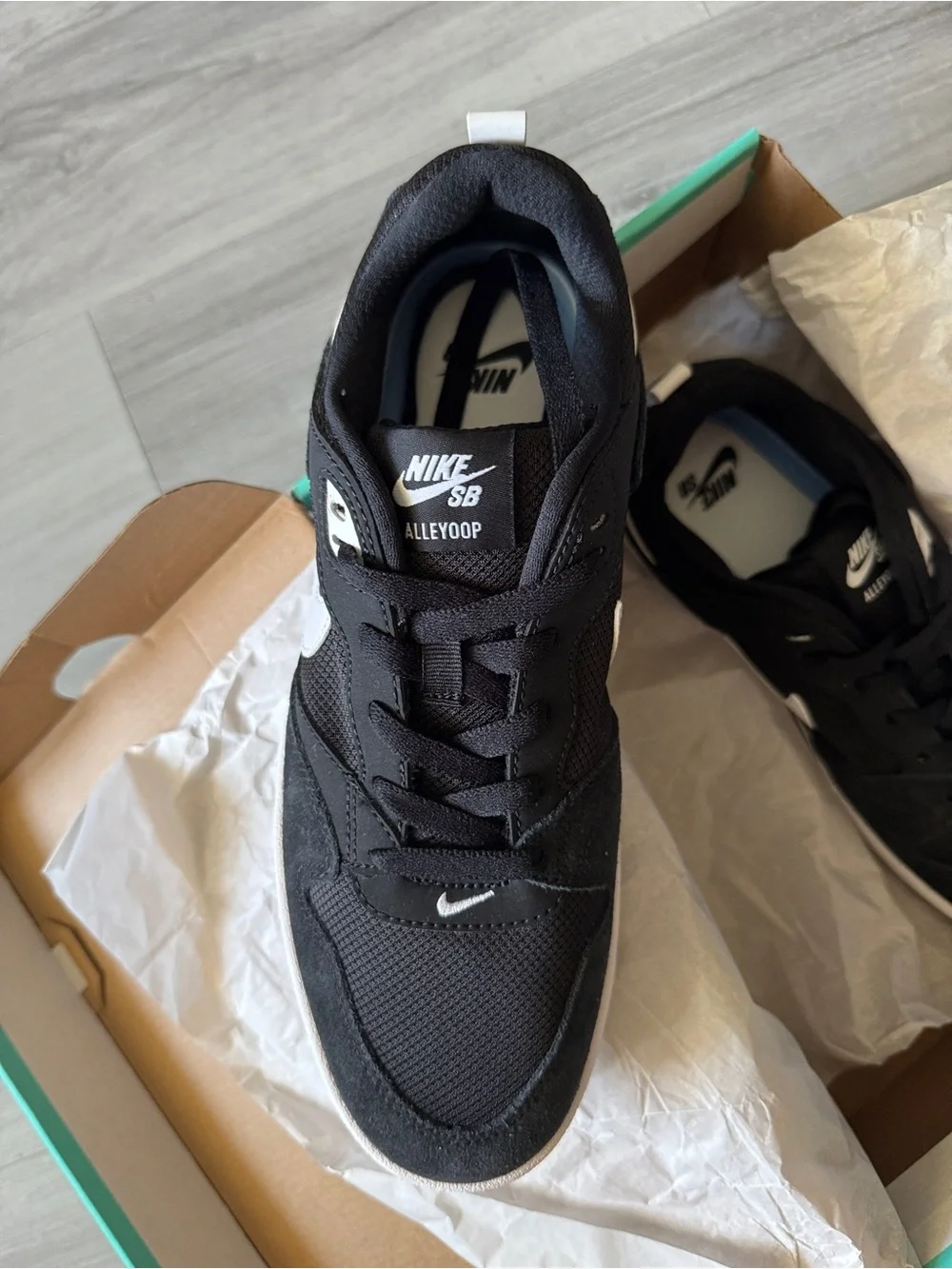 Nike low top