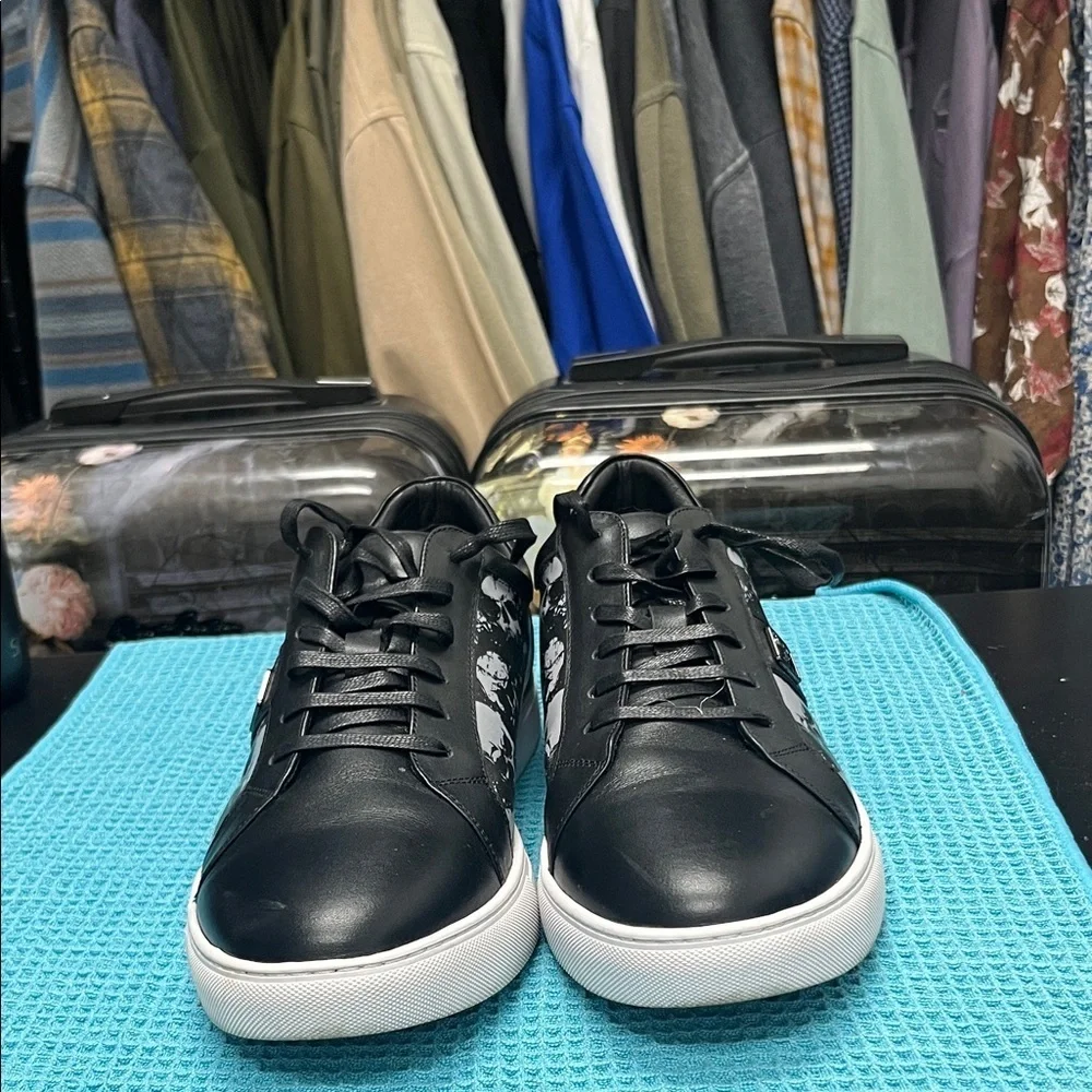 Robert Graham bold sneakers