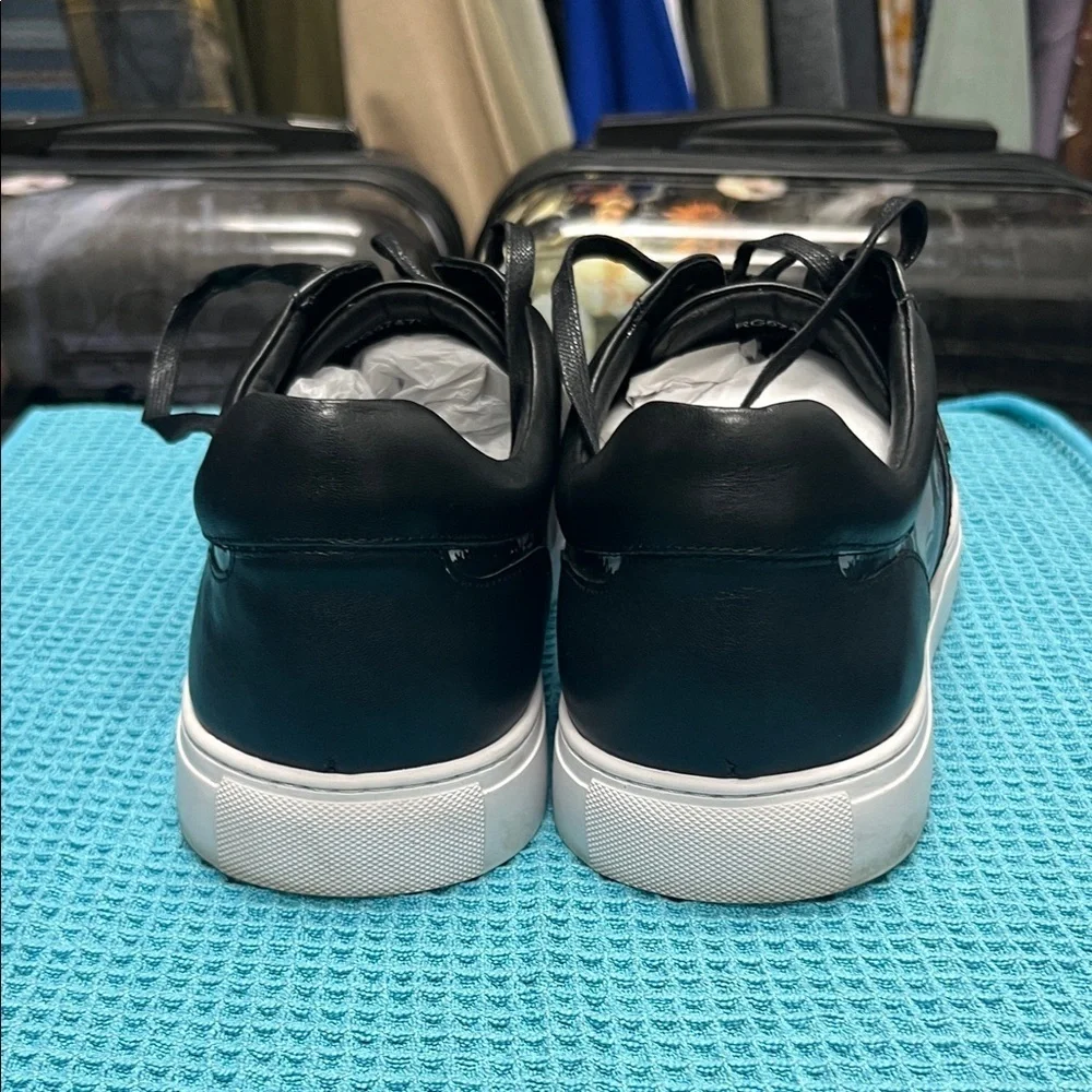 Robert Graham bold sneakers