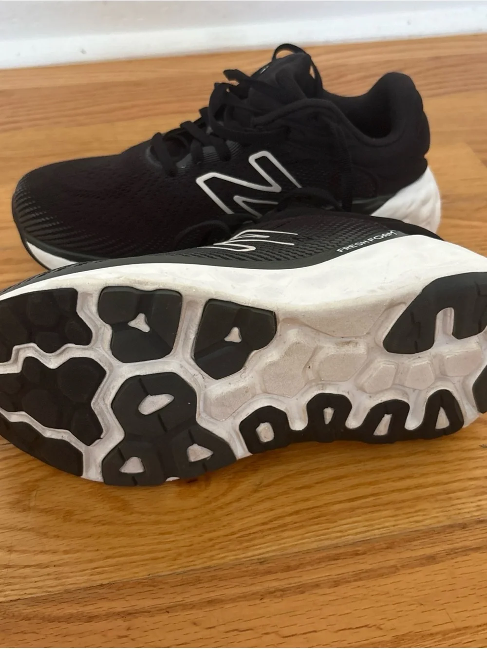 New Balance new black