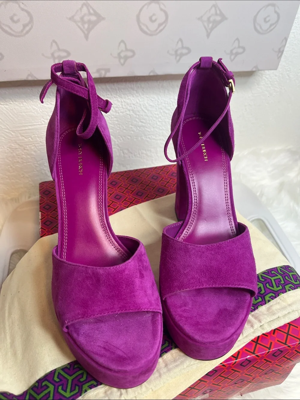 Tory Burch eye catching