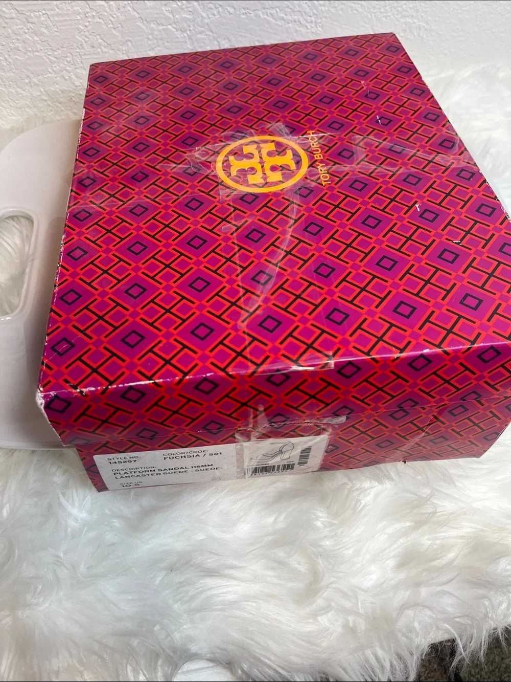 Tory Burch eye catching