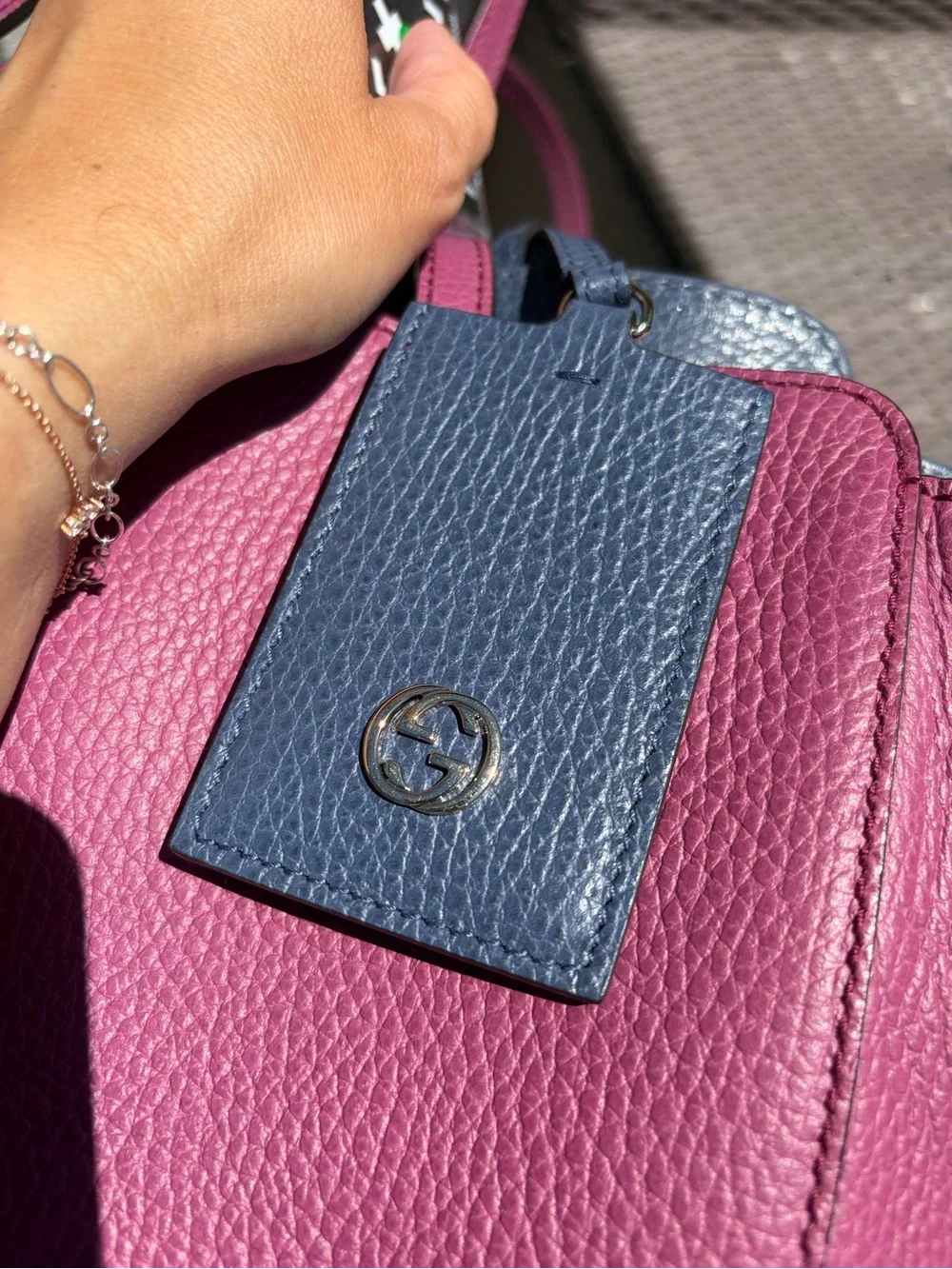 Gucci structured pebbled