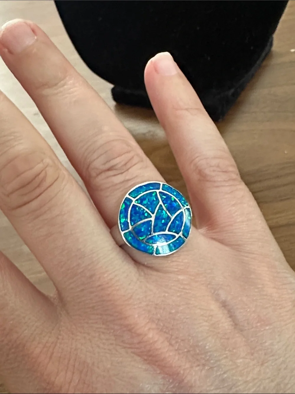 N/A elegant round