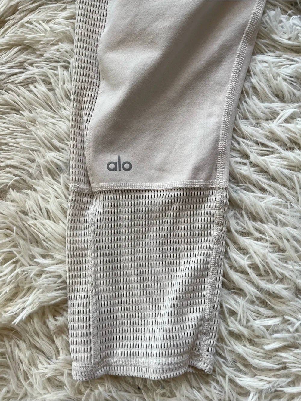 ALO Yoga alo yoga