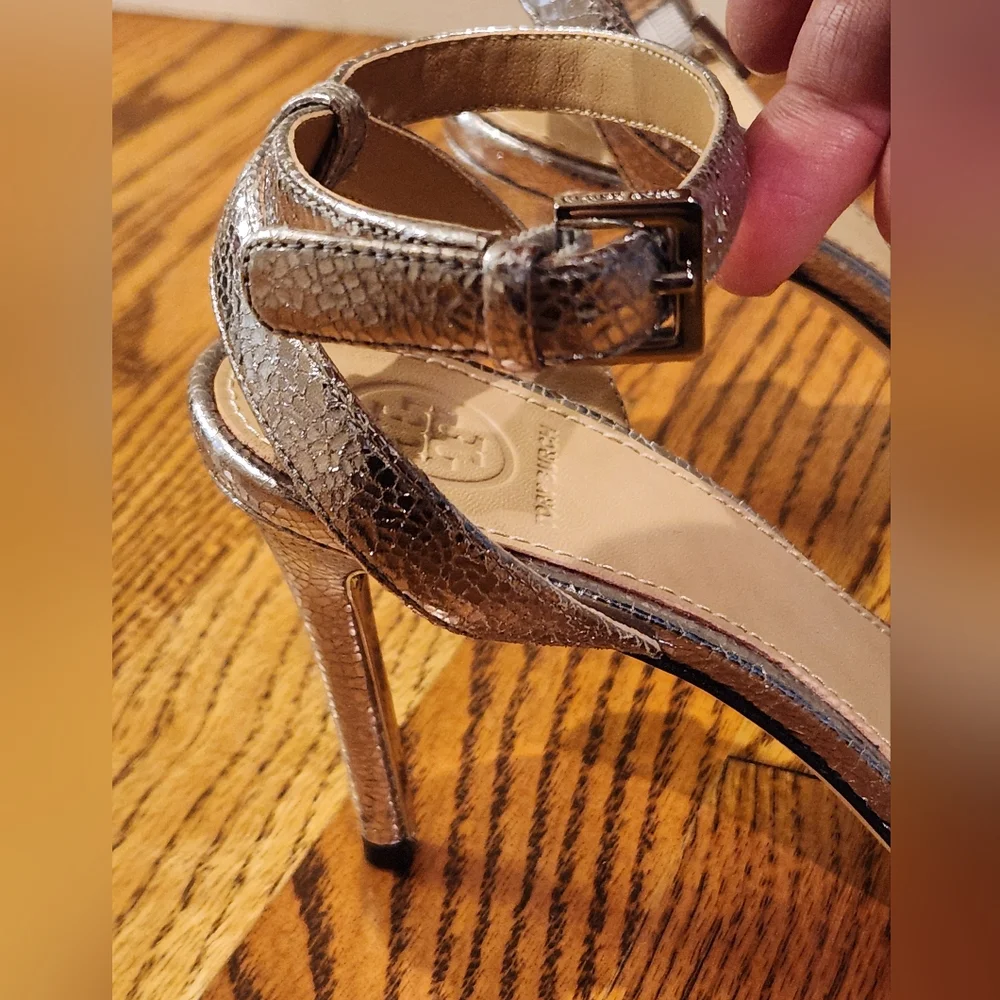 Tory Burch silver textured