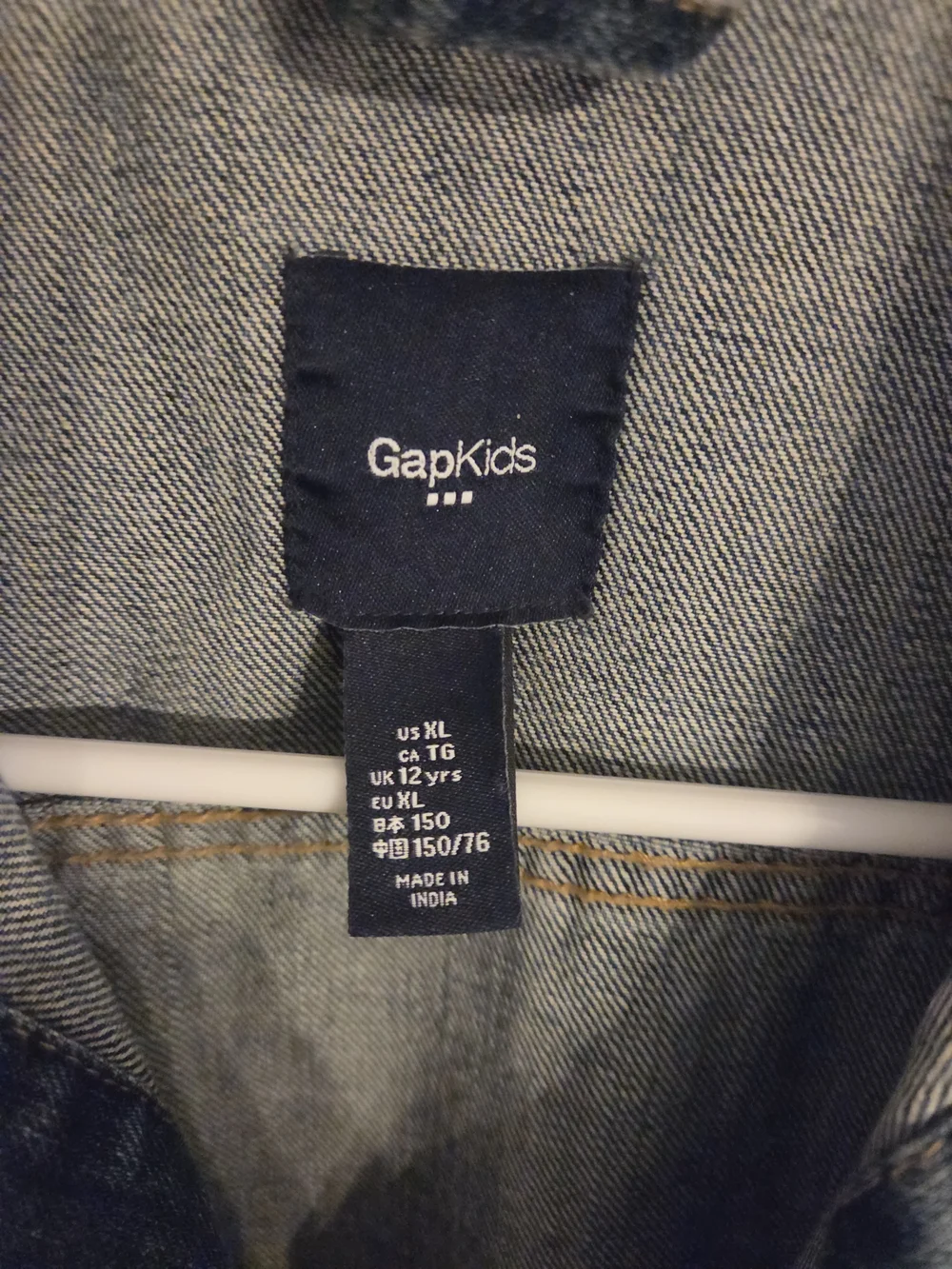 GAP casual pockets