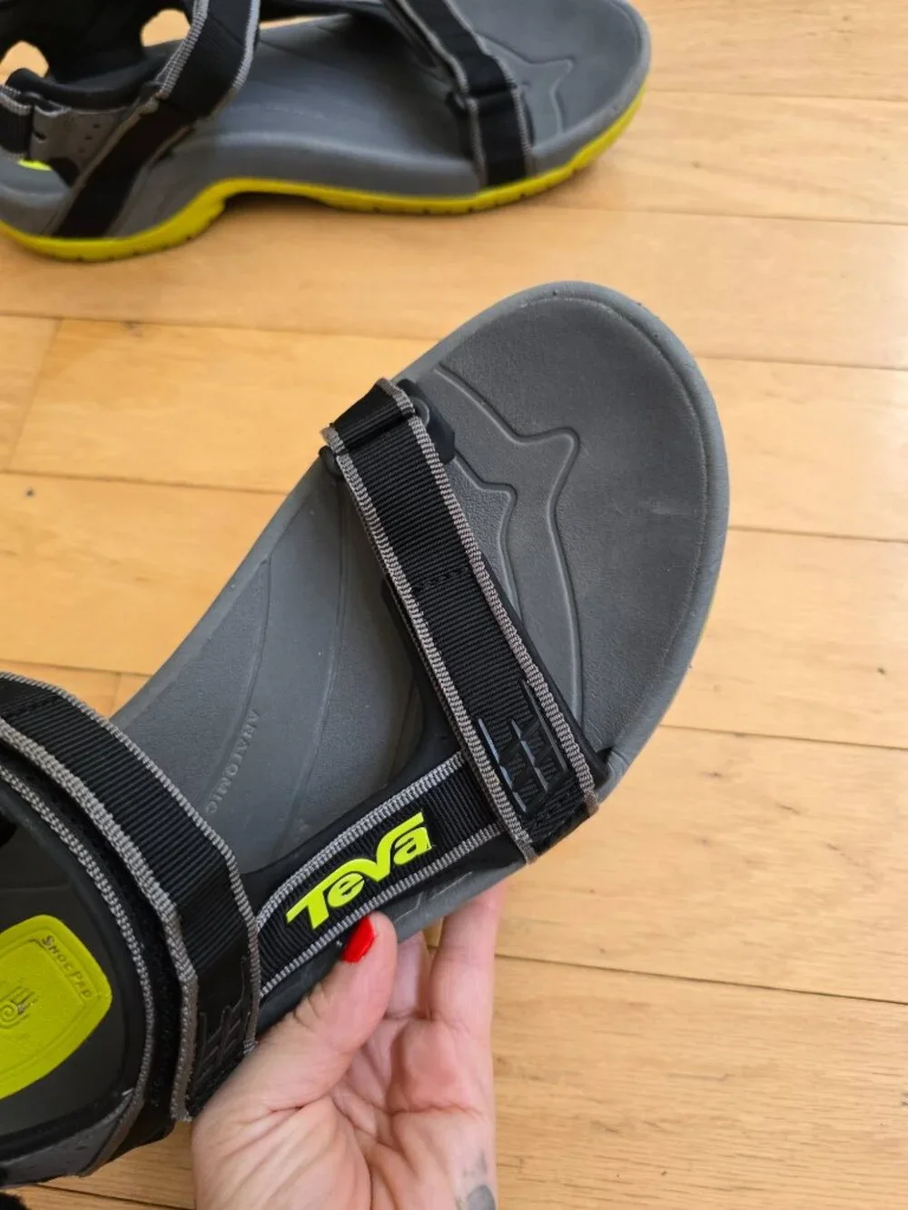 Teva hurricane xlt
