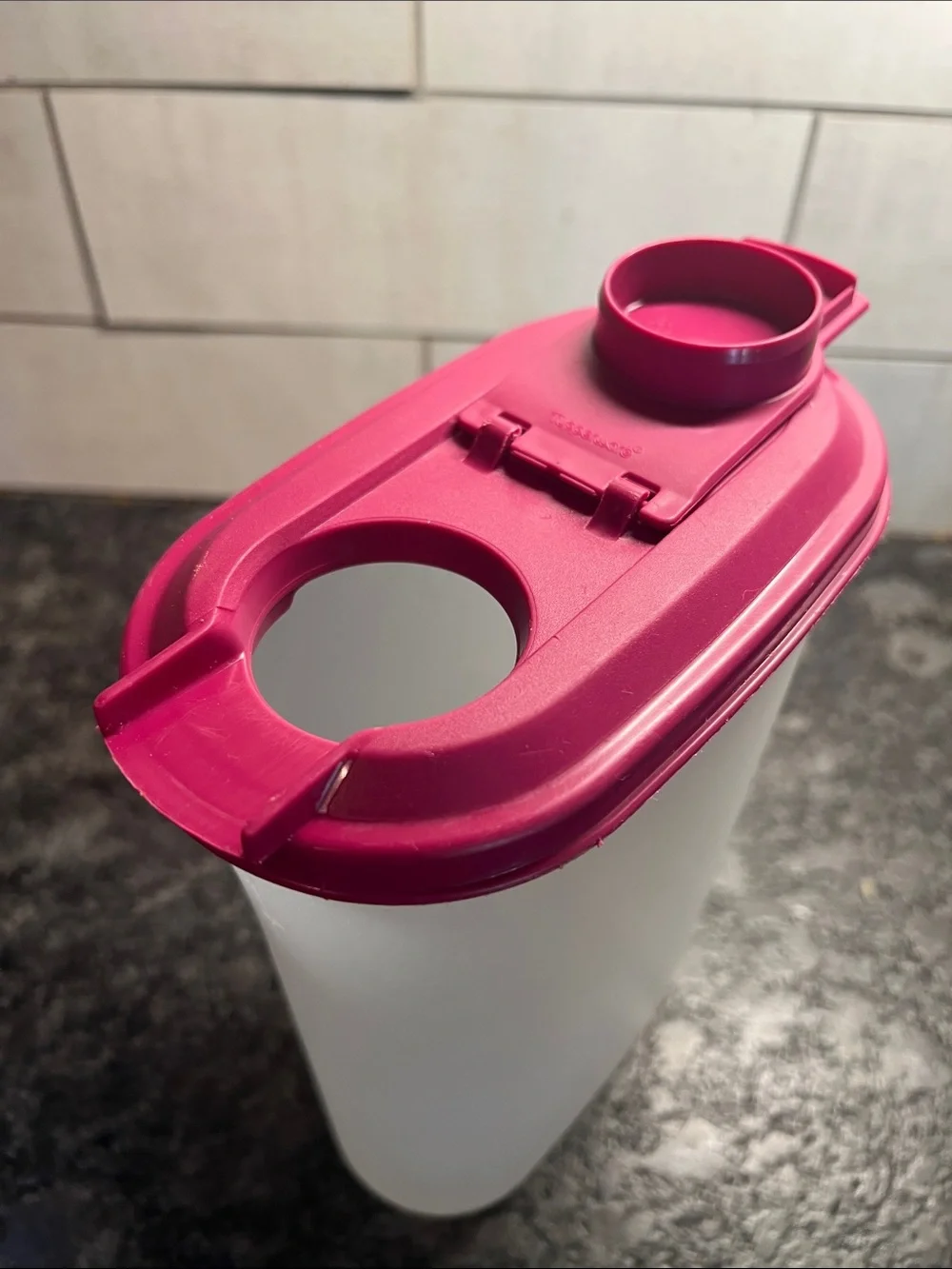 N/A this tupperware