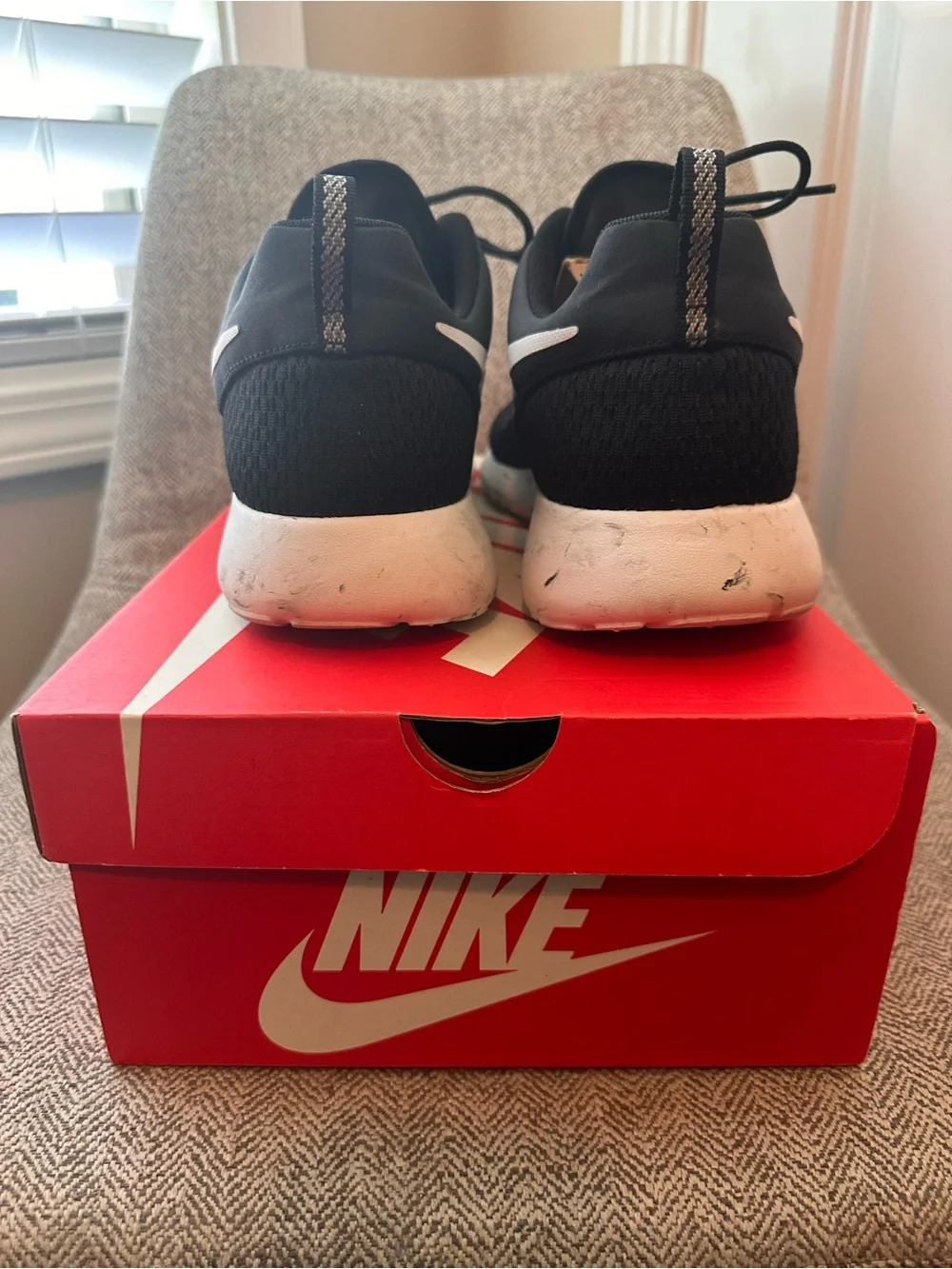 Nike lace midsole