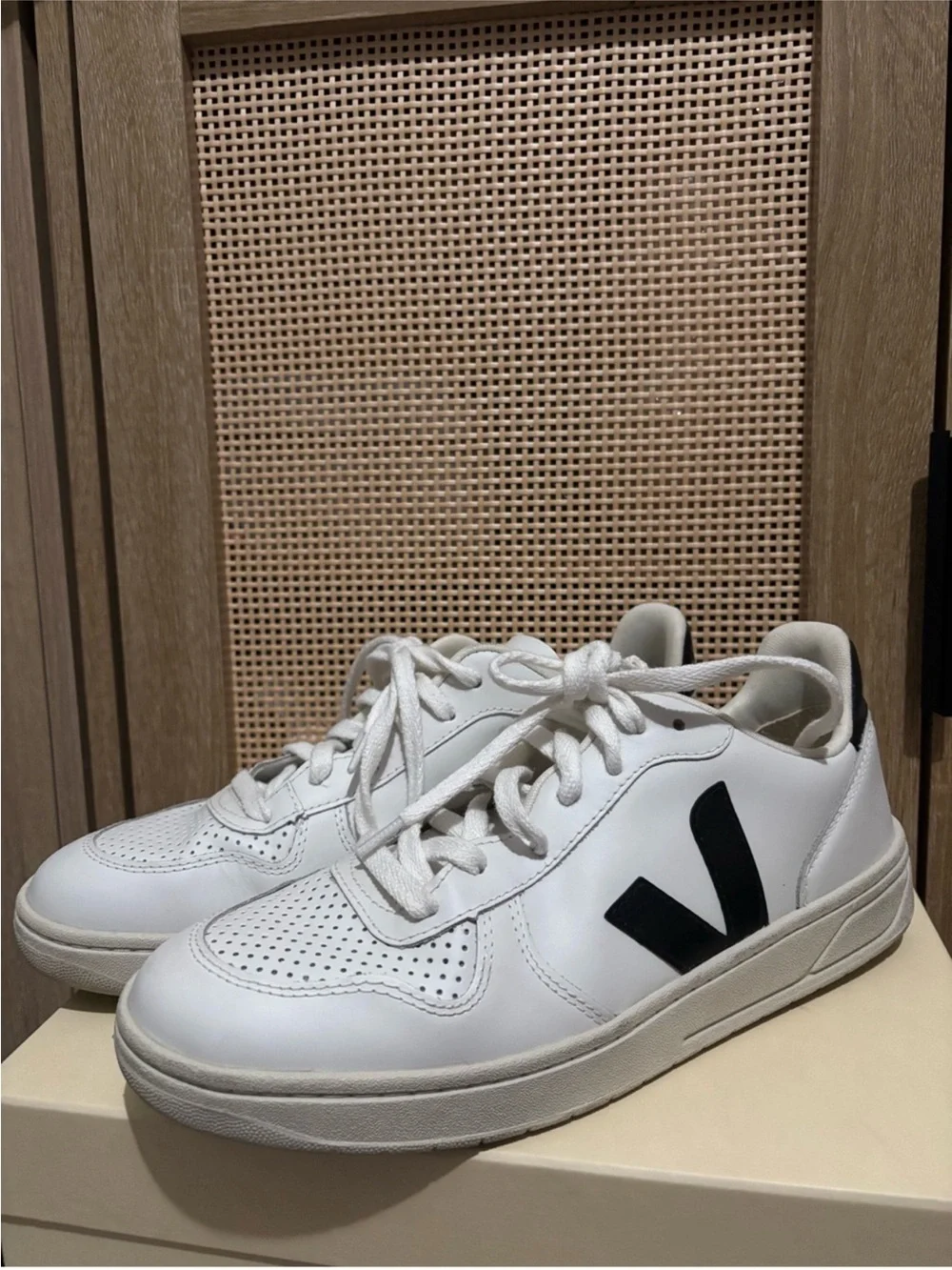 Veja classic 10