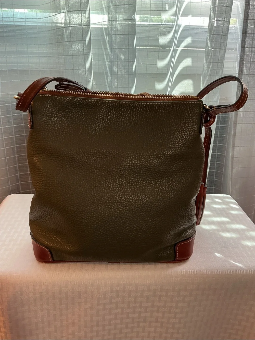 Dooney & Bourke this dooney