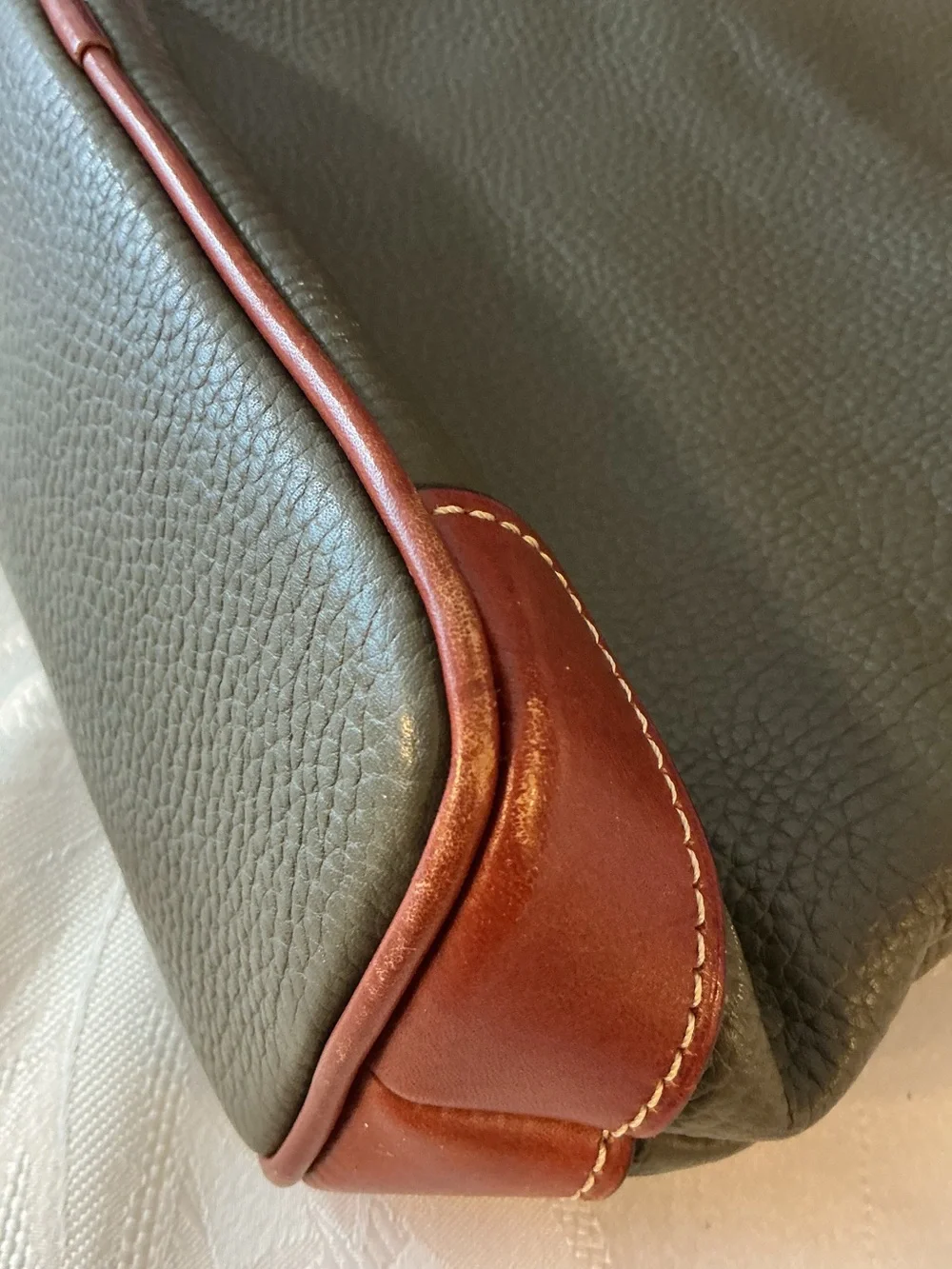 Dooney & Bourke this dooney