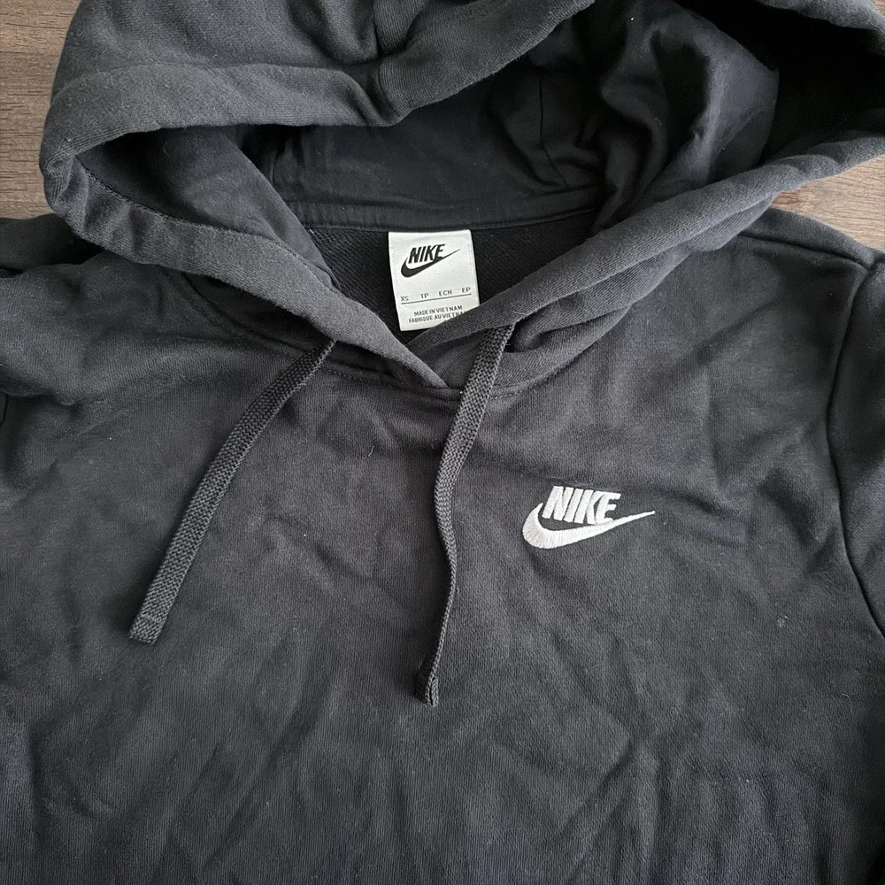 Nike xs black