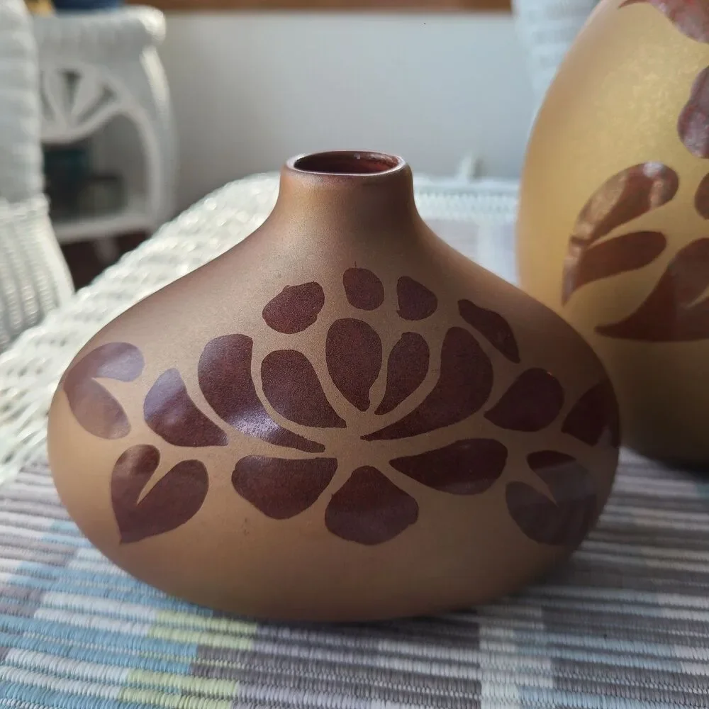 Vintage bronze toned
