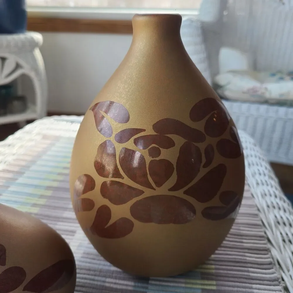 Vintage bronze toned