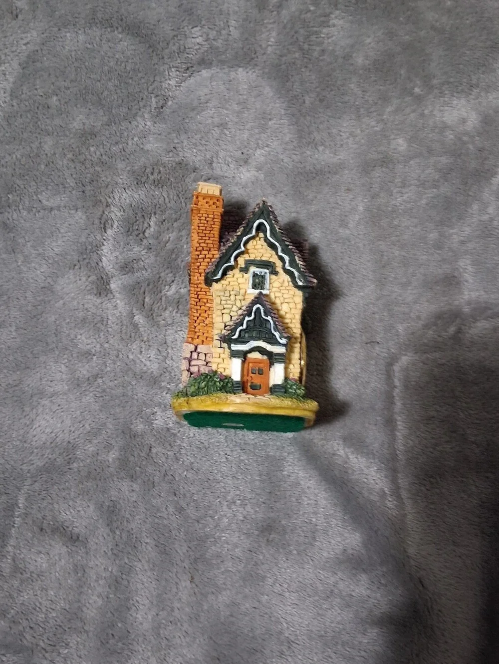 Teaberry Village design traditional