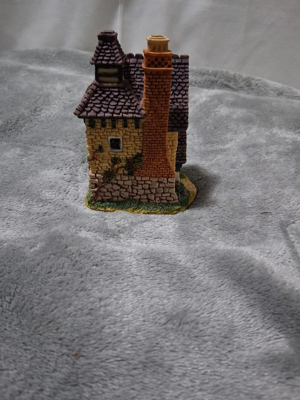 Teaberry Village touch bygone