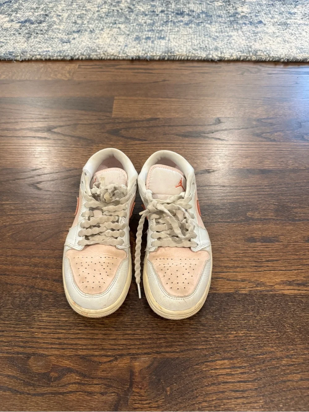 Nike Jordan 1 Low SE in “Milkshake”