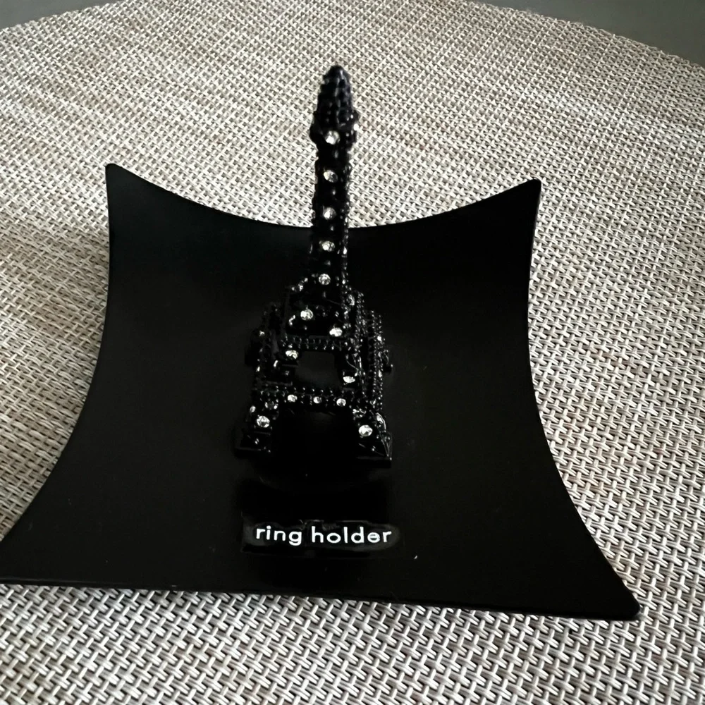 Black Paris Eiffel Tower Metal Ring Holder