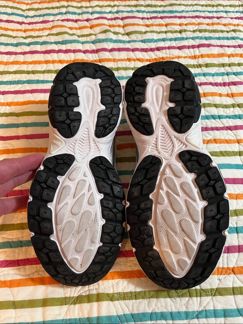 Avia these shoes