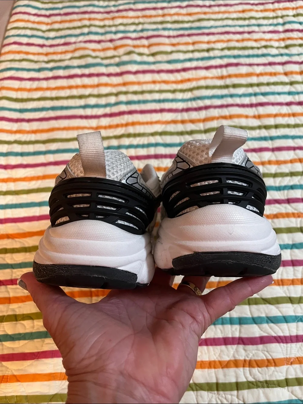 Avia these shoes