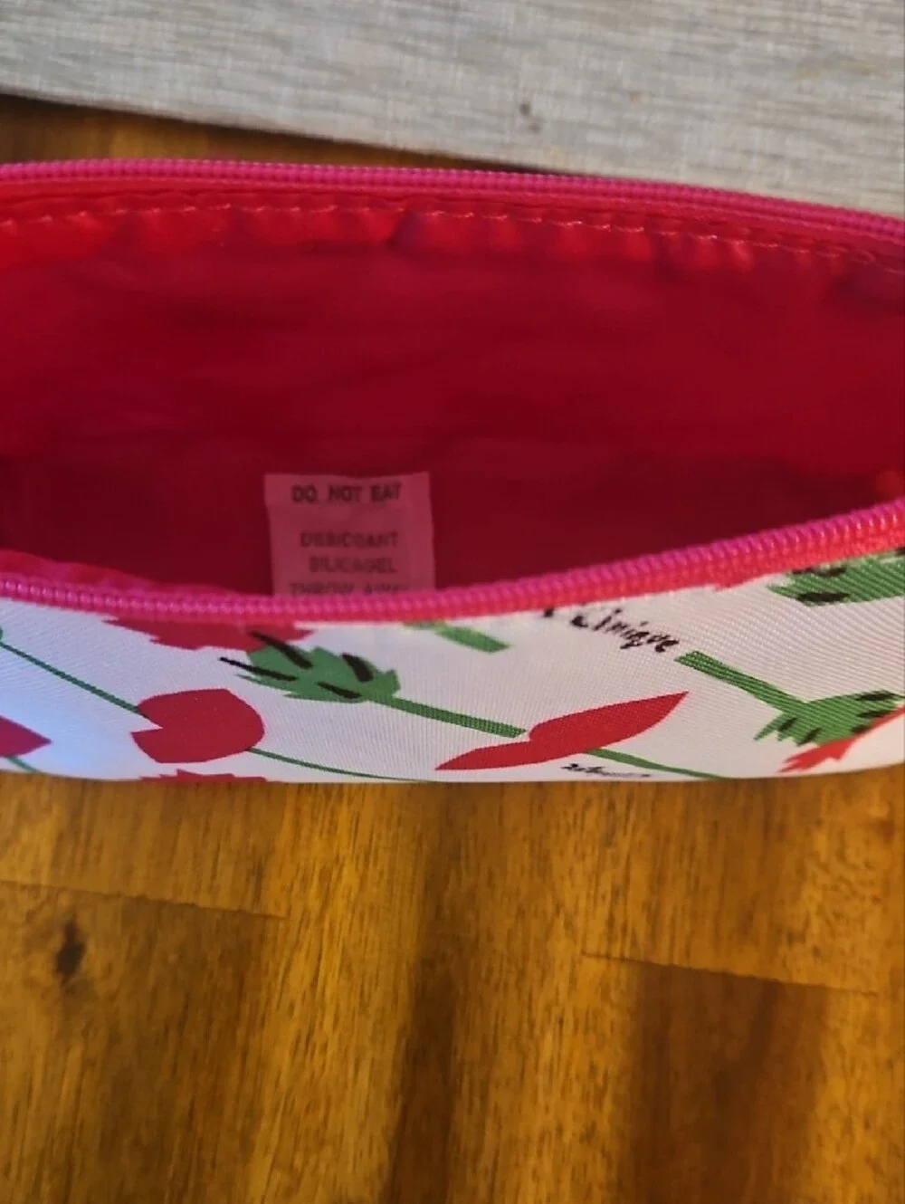 Clinique compact pouch