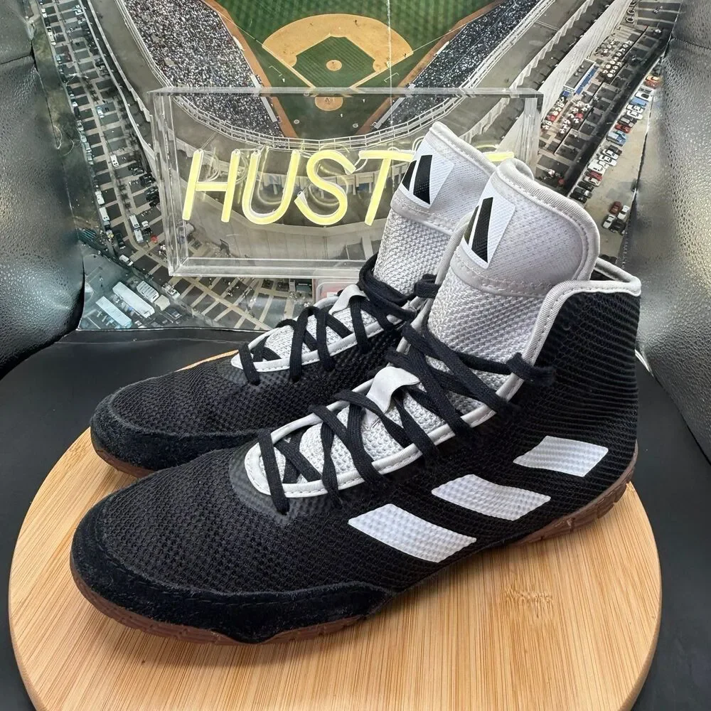 Adidas Tech Fall 2.0 Core Black Men’s Sz 9